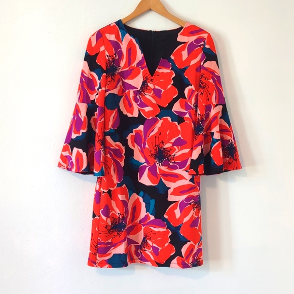 Trina Turk Dresses & Skirts - NWT Trina Turk Red Black Knit Floral Poppy Midi Dress with Long Bell Sleeves XS